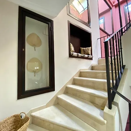 Elegante Casa Con Piscina En Centro Histórico