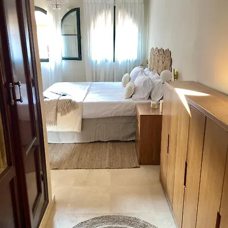 Hébergement de vacances Casa Palacio Sxviii Con Piscina En Centro Historico De *