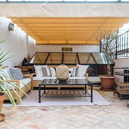 Holiday home Casa Palacio Sxviii Con Piscina En Centro Historico De Seville