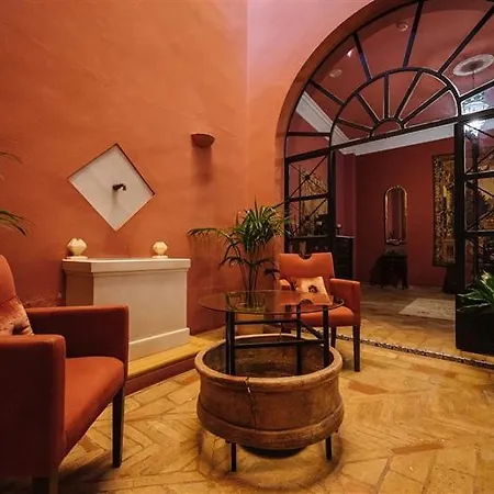 Casa Palacio Sxviii Con Piscina En Centro Historico De Seville